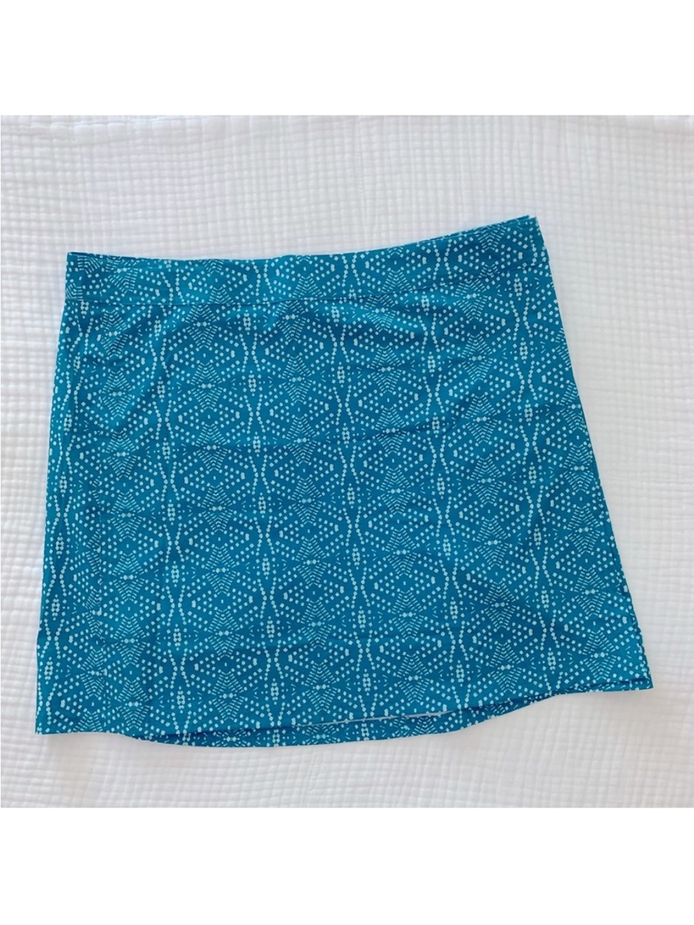 Ripskirt Hawaii Blue Teal Pattern length #2